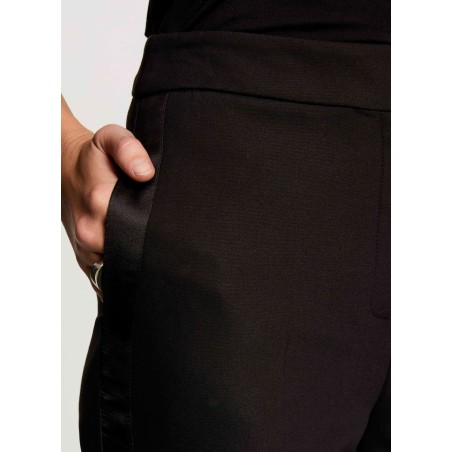 PFIBY.F - Pantalón ajustado de algodón mezclado en negro