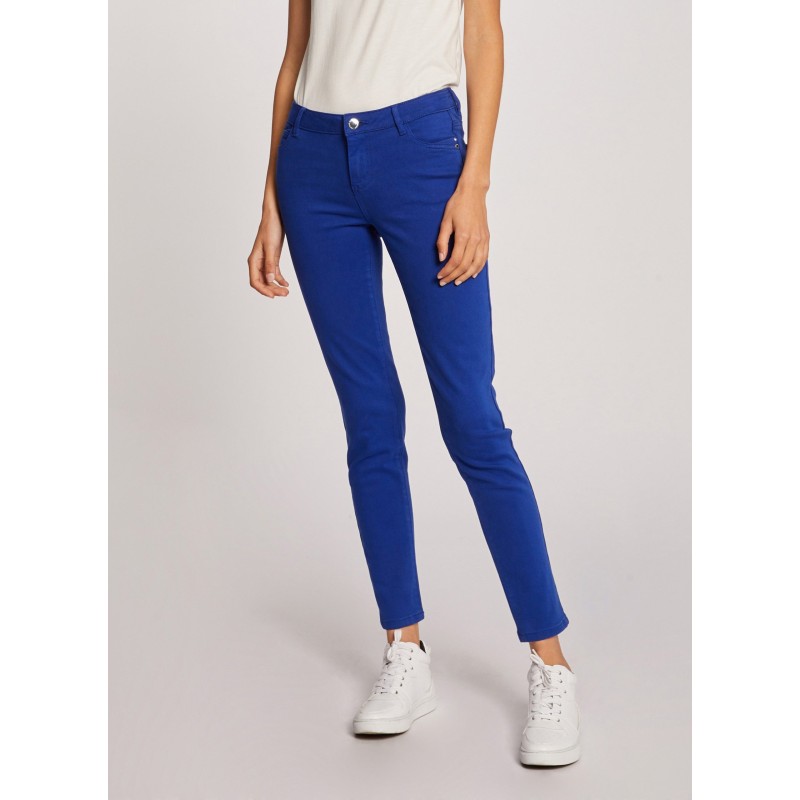 PETRA - Pantalón skinny de talle bajo en azul