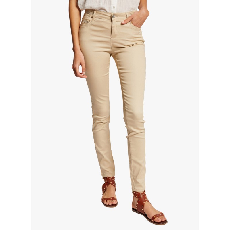 PALONA - Pantalón slim encerado en beige