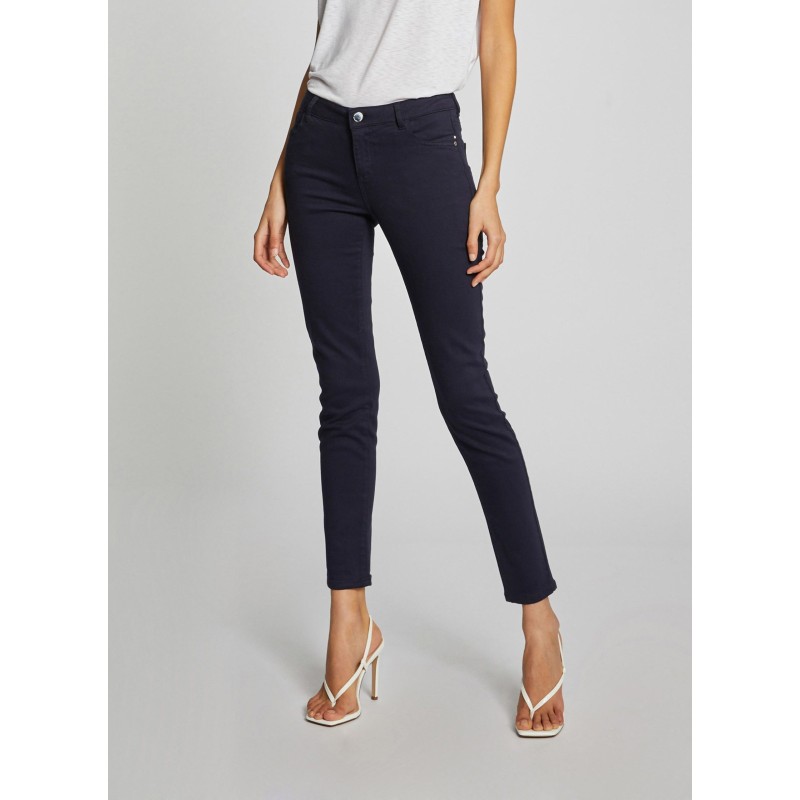 PETRA - Pantalón skinny de talle bajo en azul